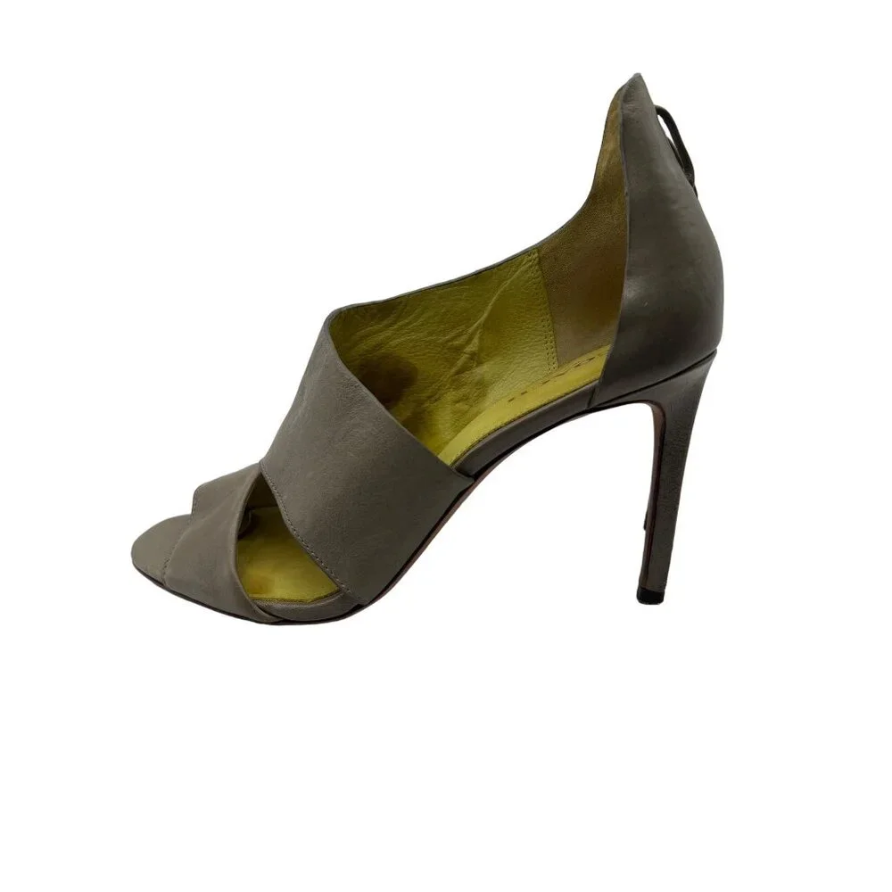 COACH Manhattan Genuine Leather Grey Stiletto Sandal Size 6.5